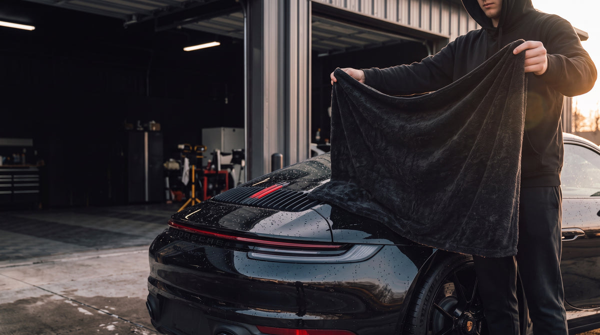 Axiom Labs 1300 GSM Twisted Loop Drying Towel — Coming soon