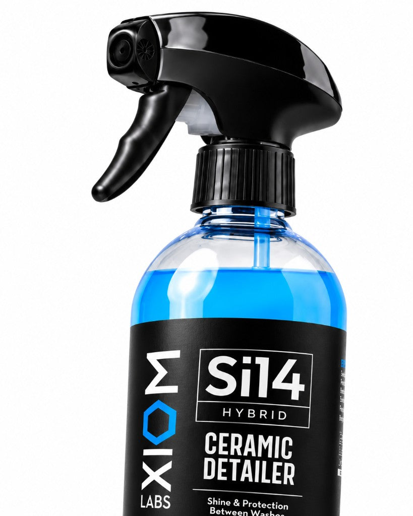 Close-up of the Si14 Ceramic Detailer sprayer